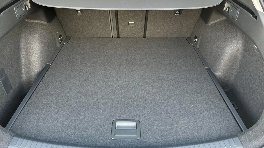 SEAT Leon Leon 1.5 eTSI Style DSG Nowy
