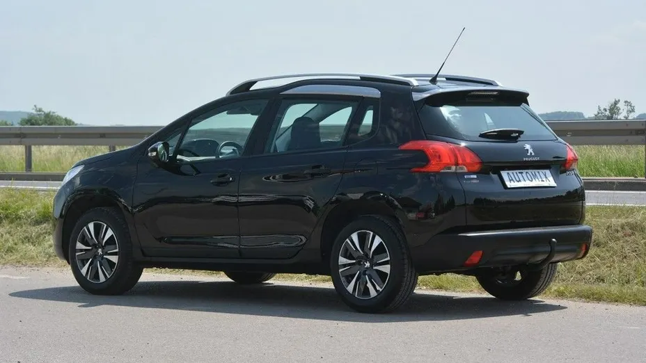 PEUGEOT 2008 -