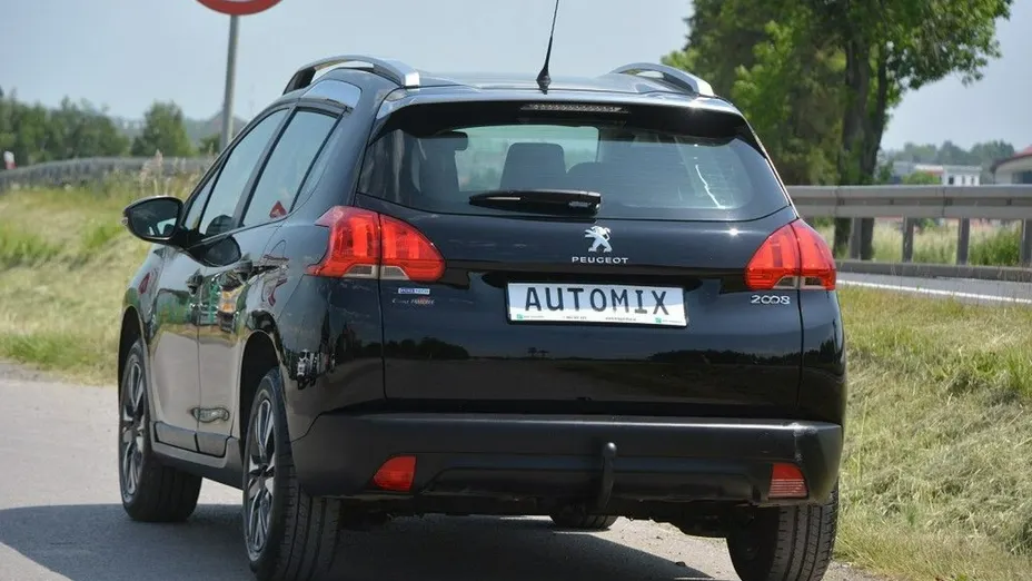 PEUGEOT 2008 -
