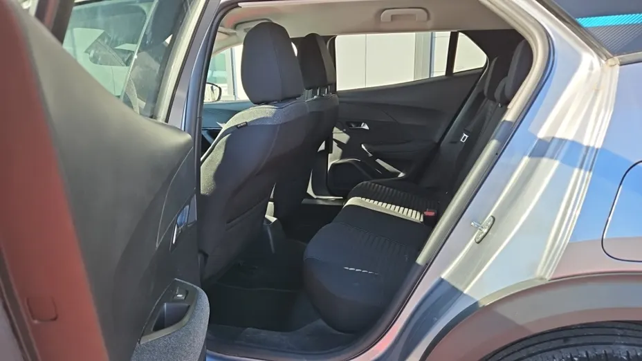 PEUGEOT 2008 -