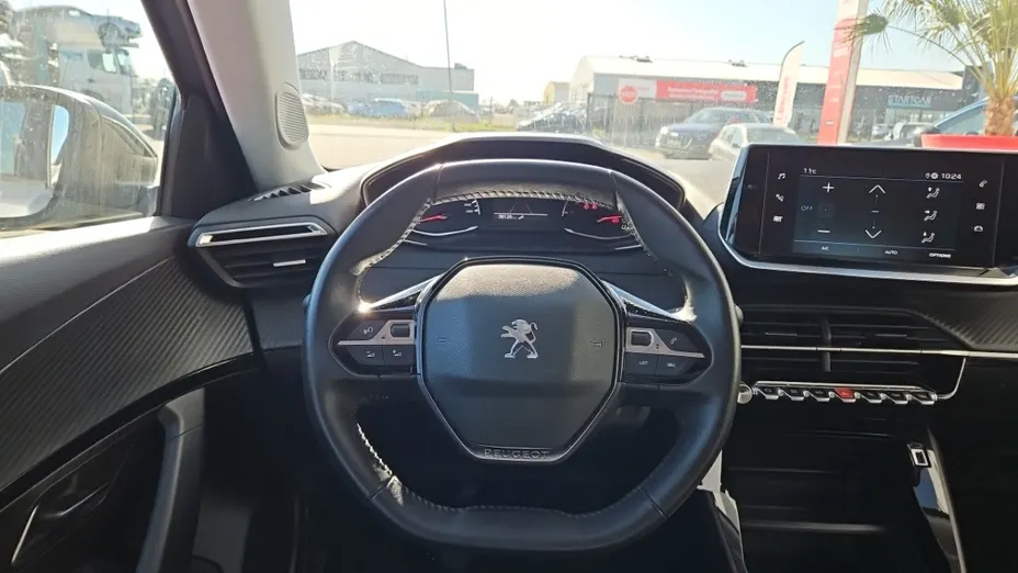 PEUGEOT 2008 -