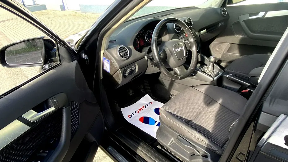 AUDI A3 -