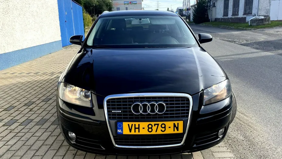 AUDI A3 -