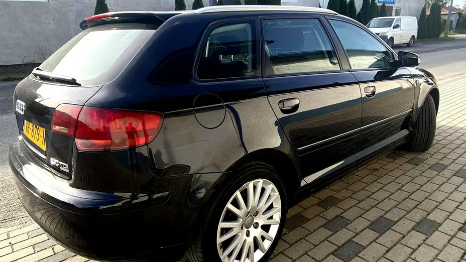 AUDI A3 -