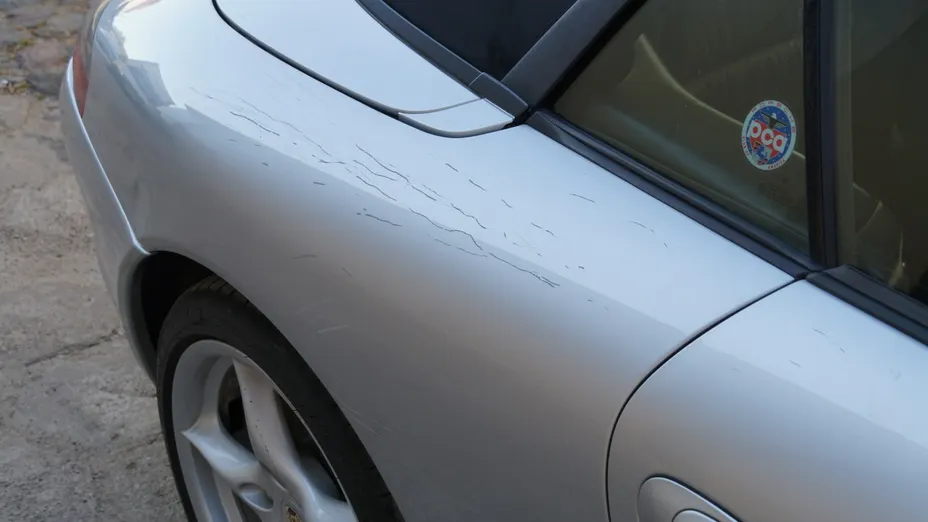 PORSCHE 911 -