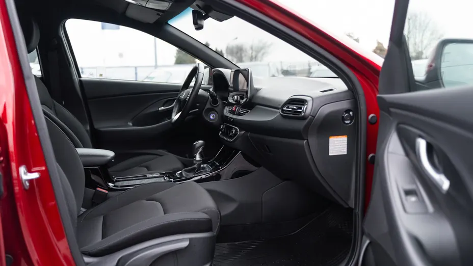 HYUNDAI i30 i30 1.5 T-GDI 48V Smart