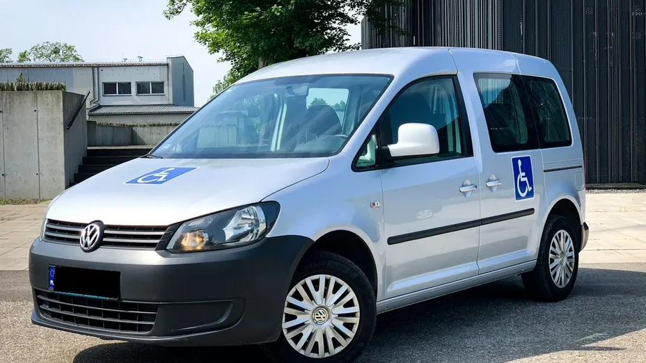 VOLKSWAGEN Caddy -