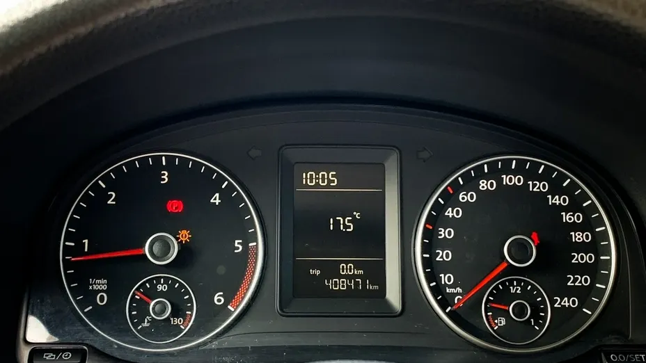 VOLKSWAGEN Caddy -