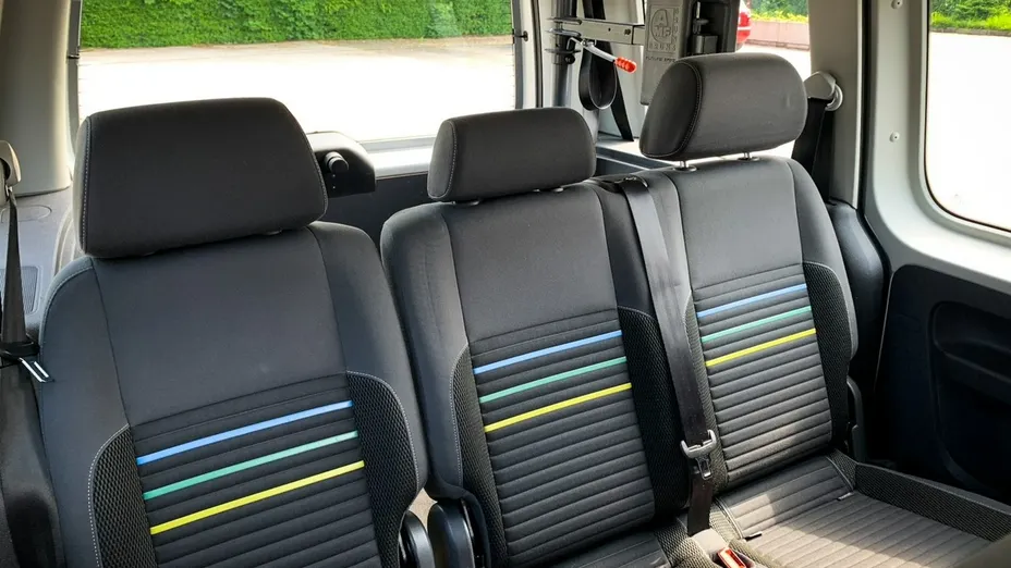 VOLKSWAGEN Caddy -