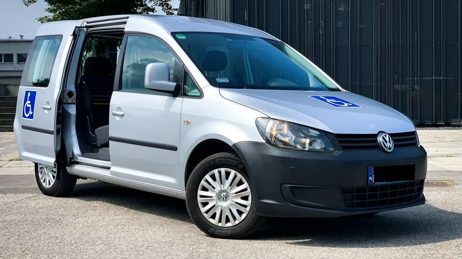 VOLKSWAGEN Caddy -