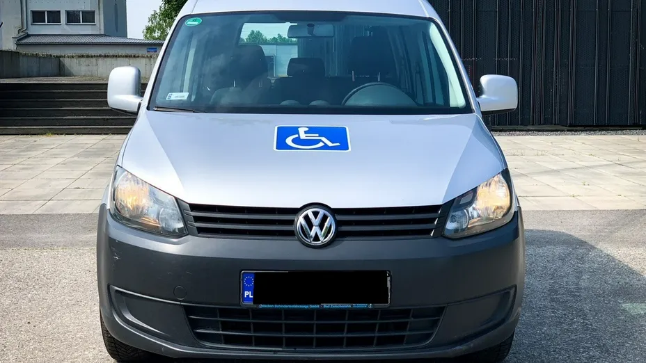 VOLKSWAGEN Caddy -