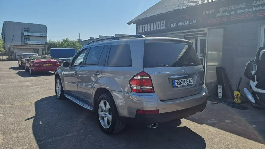 MERCEDES-BENZ GL -