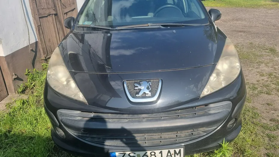 PEUGEOT 207 -