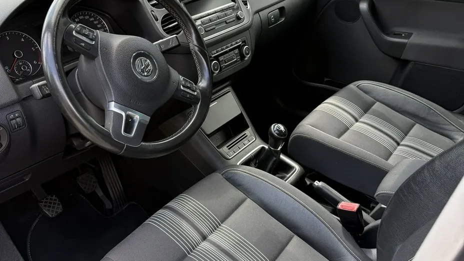 VOLKSWAGEN Golf Plus -