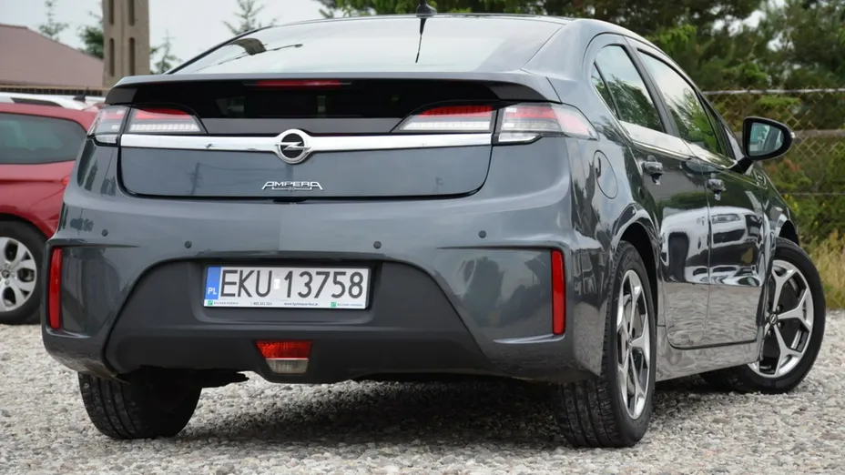OPEL Ampera -