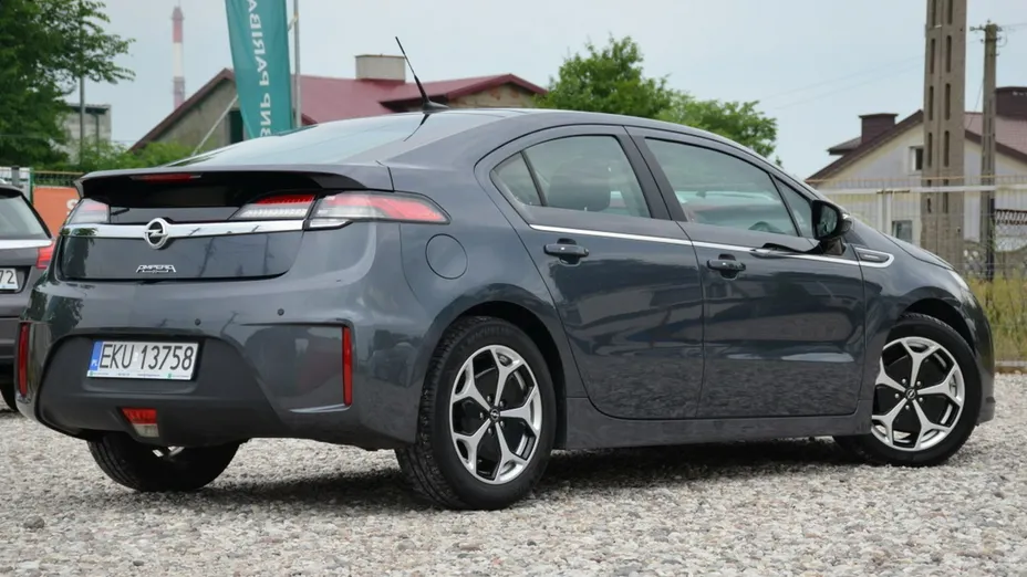 OPEL Ampera -