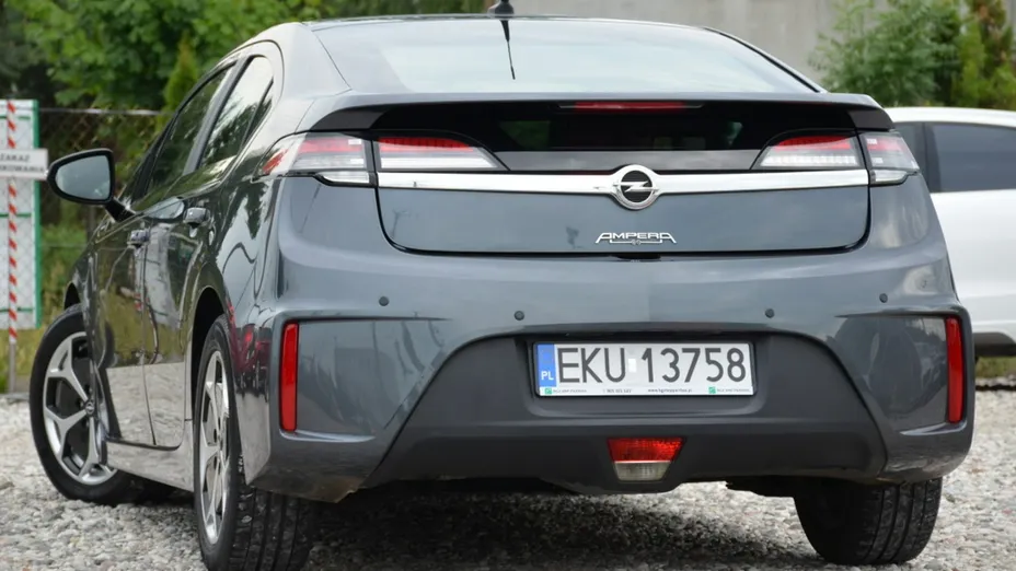 OPEL Ampera -