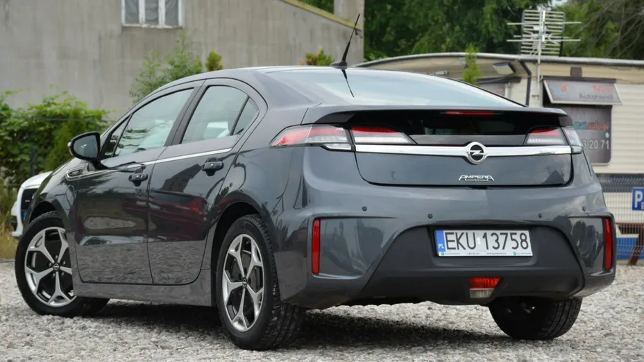 OPEL Ampera -