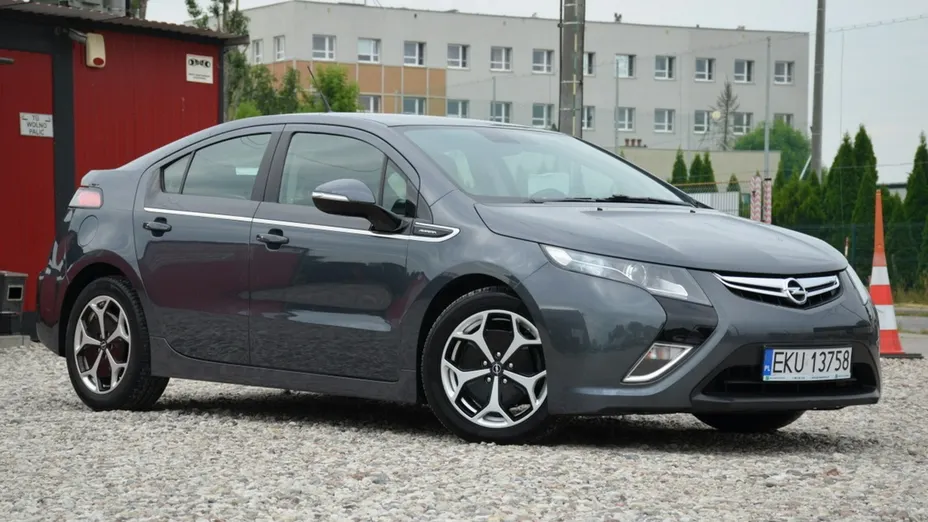 OPEL Ampera -