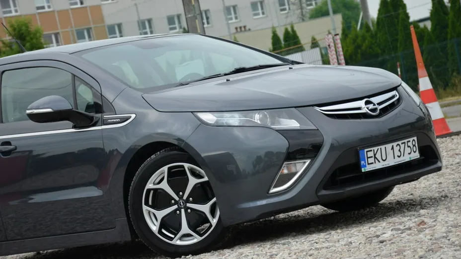 OPEL Ampera -