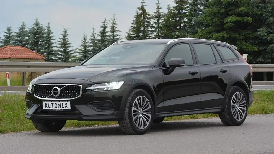 VOLVO V60 -