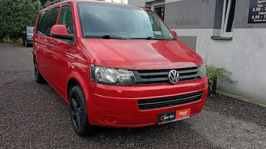 VOLKSWAGEN Transporter -