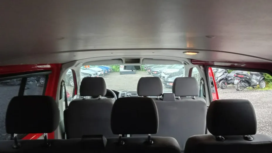 VOLKSWAGEN Transporter -