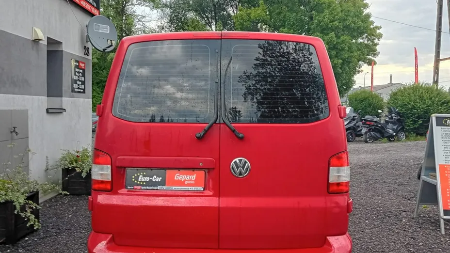 VOLKSWAGEN Transporter -