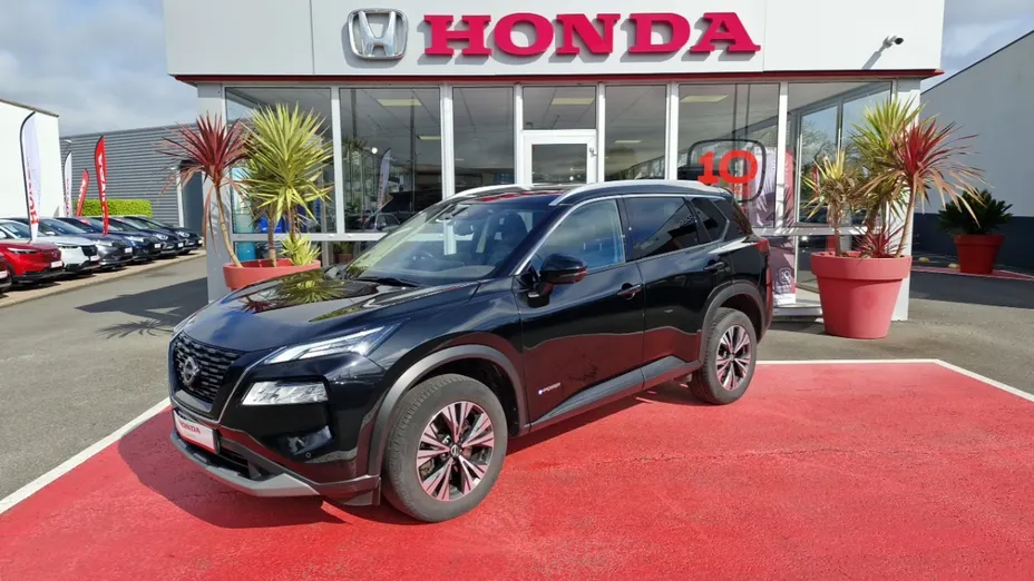NISSAN X-Trail -