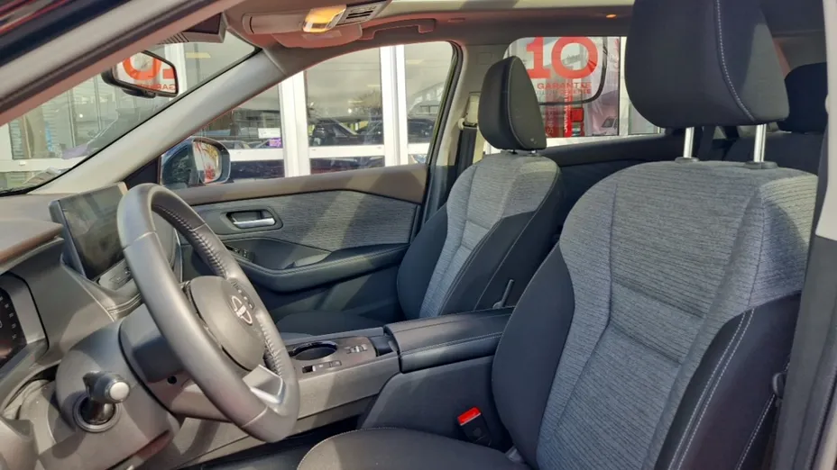 NISSAN X-Trail -