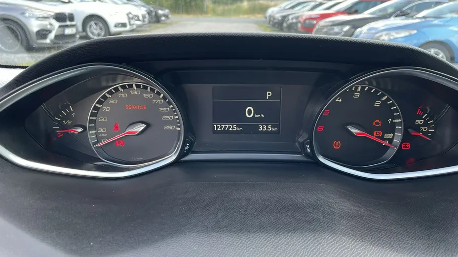 PEUGEOT 308 -