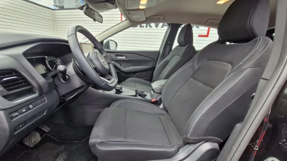 NISSAN Qashqai -