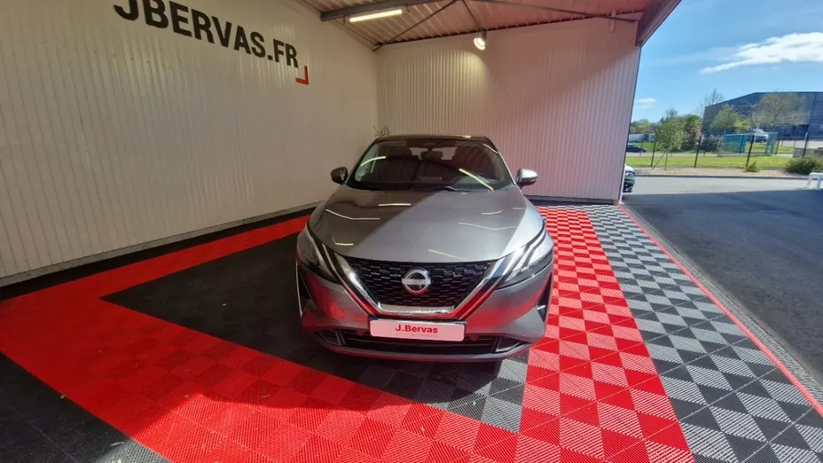 NISSAN Qashqai -