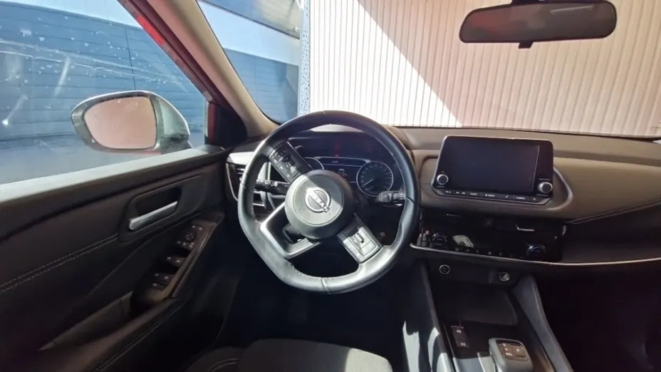 NISSAN Qashqai -