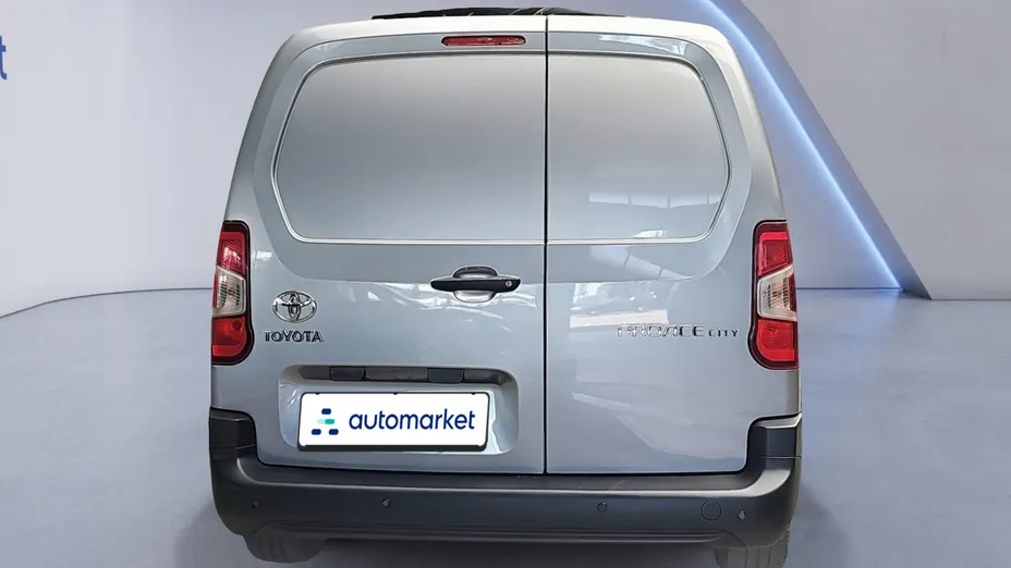 TOYOTA Proace City Proace City 1.5 D-4D Long 2,4t Active
