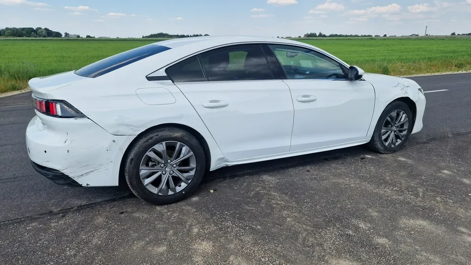PEUGEOT 508 -