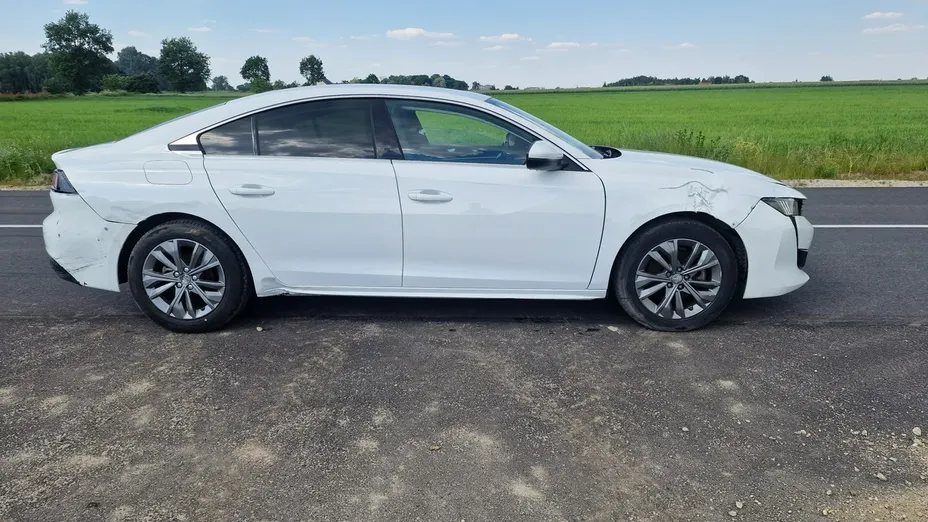 PEUGEOT 508 -