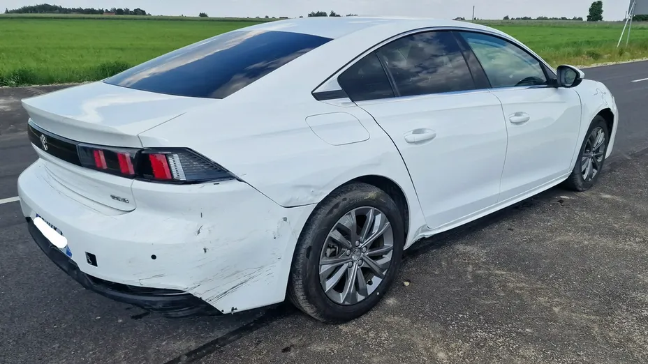 PEUGEOT 508 -