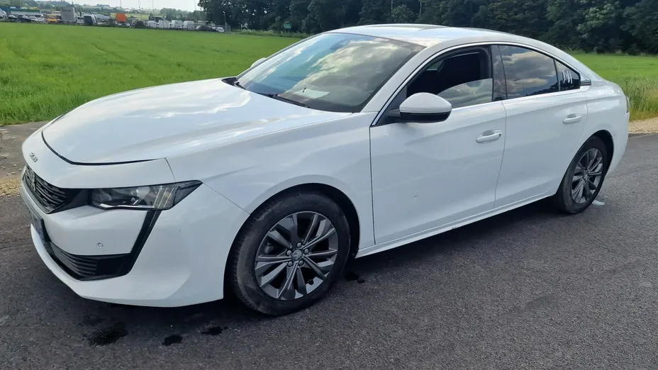 PEUGEOT 508 -