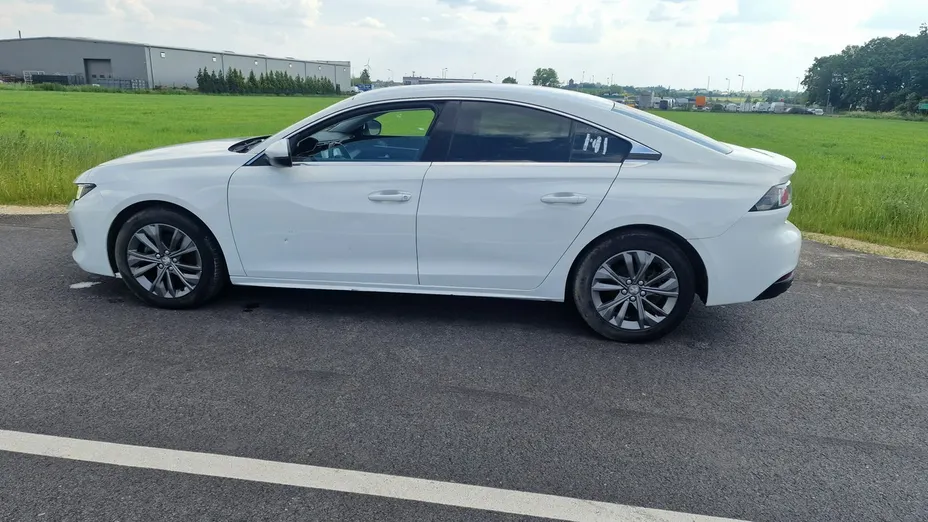 PEUGEOT 508 -