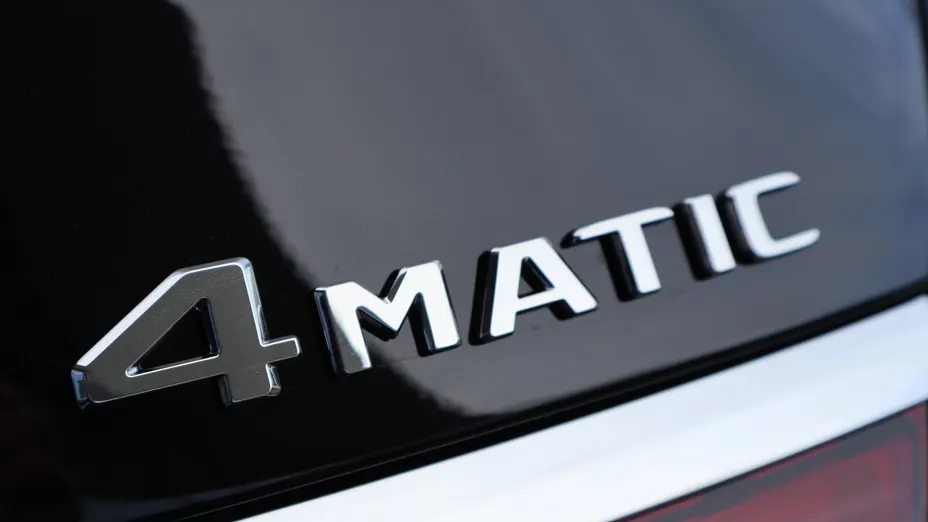 MERCEDES-BENZ E Klasa E 220 d mHEV 4-Matic AMG 9G-Tronic Nowy