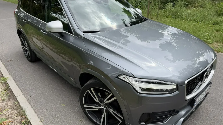 VOLVO XC90 -