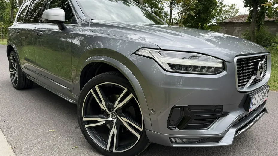 VOLVO XC90 -