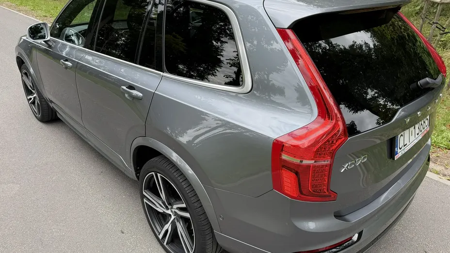 VOLVO XC90 -