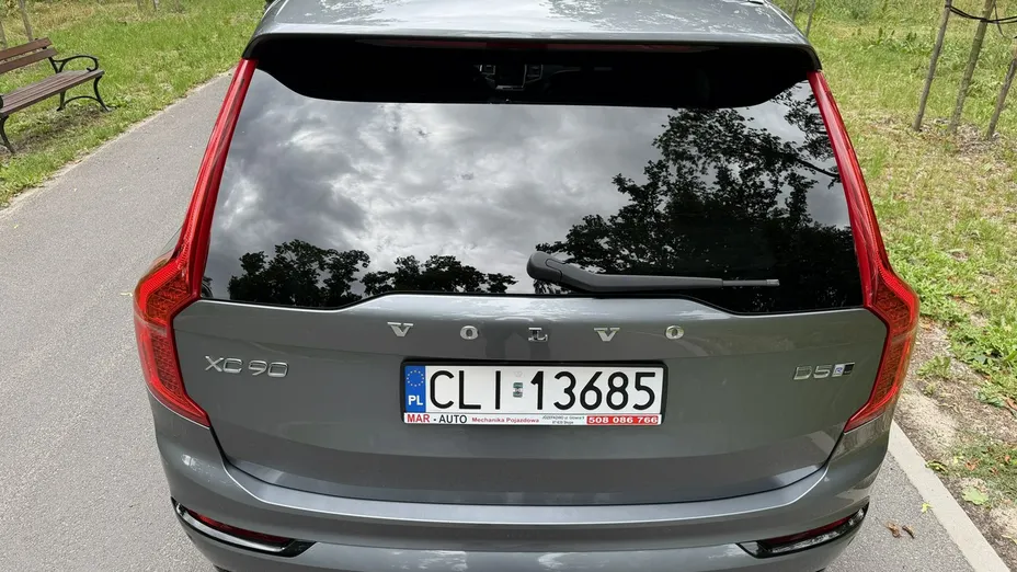 VOLVO XC90 -