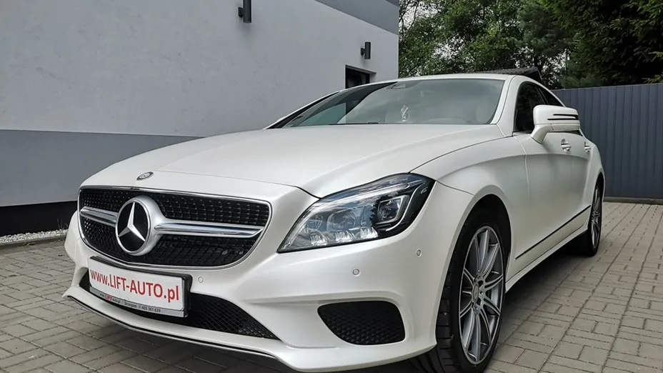 MERCEDES-BENZ CLS -