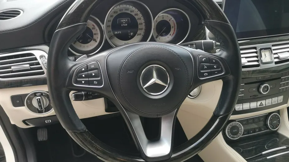 MERCEDES-BENZ CLS -