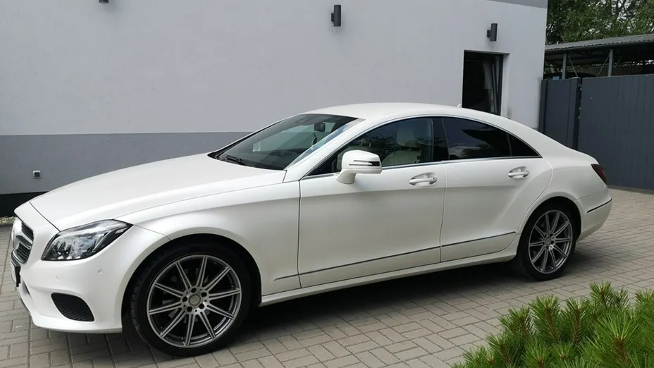 MERCEDES-BENZ CLS -