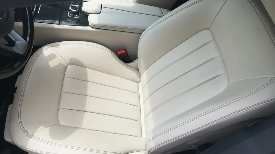 MERCEDES-BENZ CLS -