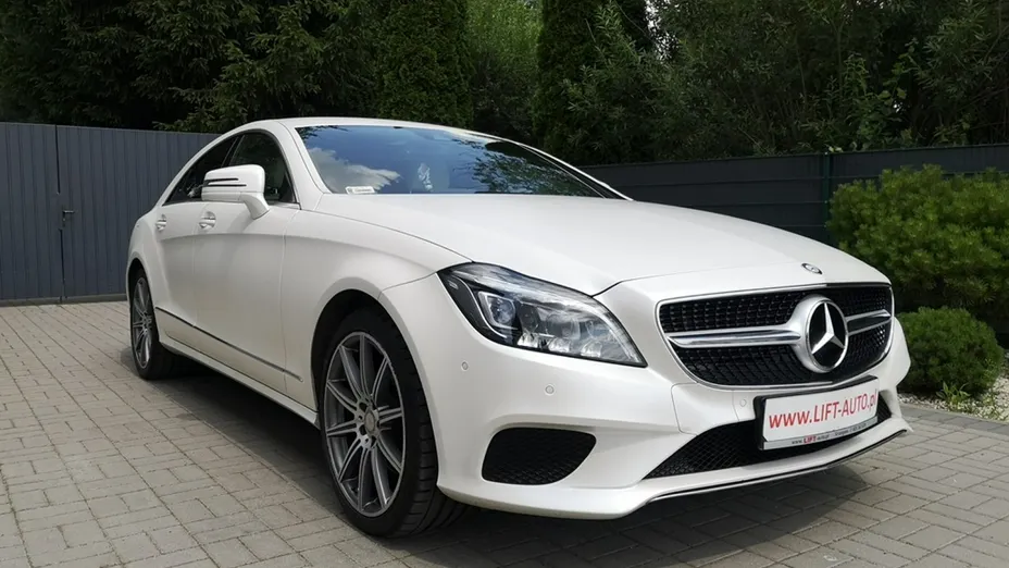 MERCEDES-BENZ CLS -